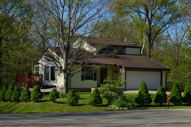 1 Chairtree Ct., Putnam, IL 61560