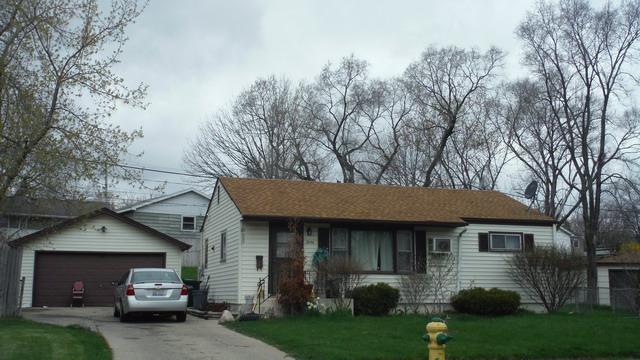 2008 Apache Rd., Waukegan, IL 60087