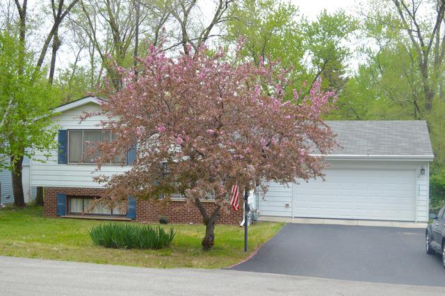 514 Sunrise Dr., McHenry, IL 60051