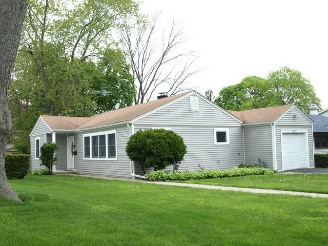 132 Walnut Ct., Mundelein, IL 60060