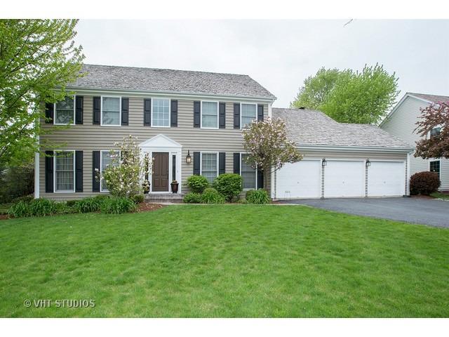 416 Whitney Dr., Barrington, IL 60010