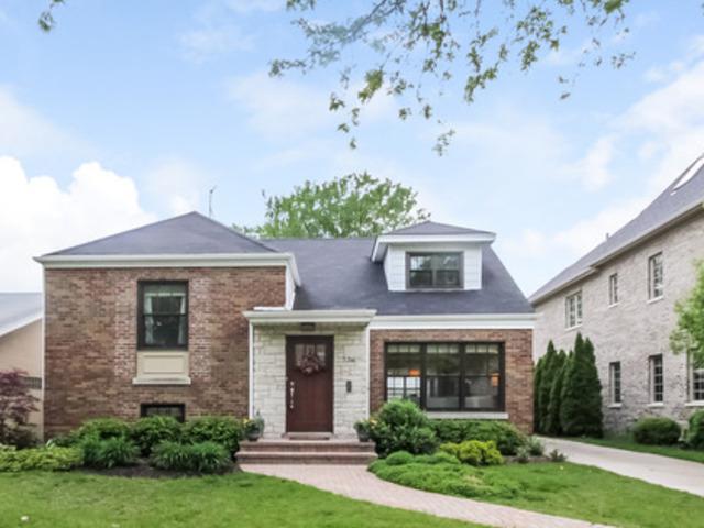 736 S Madison Ave., La Grange, IL 60525