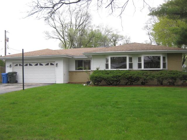 2340 Fernwood Dr., Glenview, IL 60025