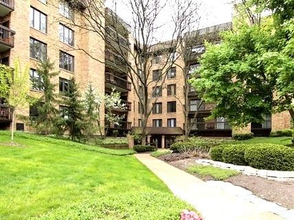 1831 Mission Hills Rd. #303, Northbrook, IL 60062