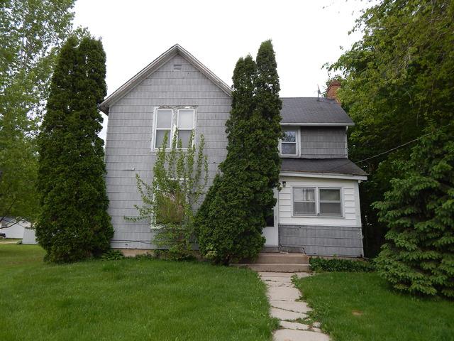 727 S 14th Ave., Freeport, IL 61032