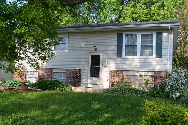 118 Valley Dr., Bolingbrook, IL 60440