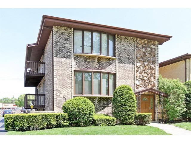 10315 S Parkside Ave., Oak Lawn, IL 60453