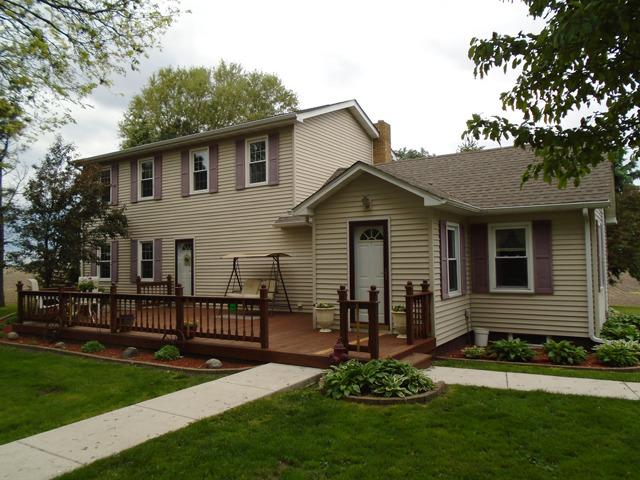 549 N 18th Rd., Tonica, IL 61370