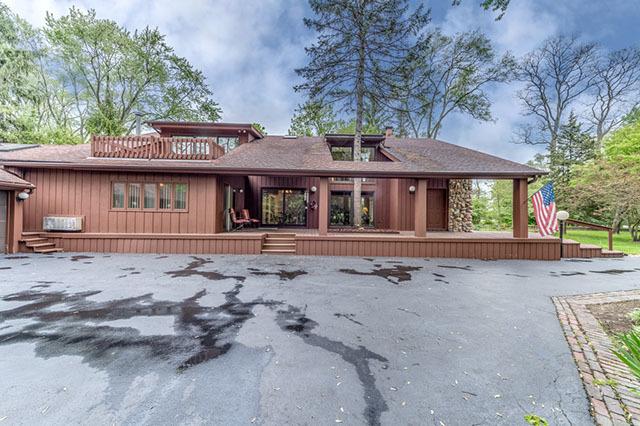 7656 Wolf Rd., Burr Ridge, IL 60527