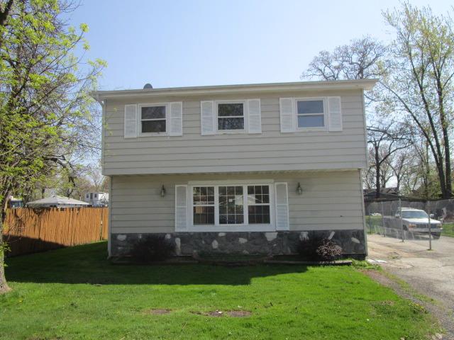 18543 W Main St., Grayslake, IL 60030