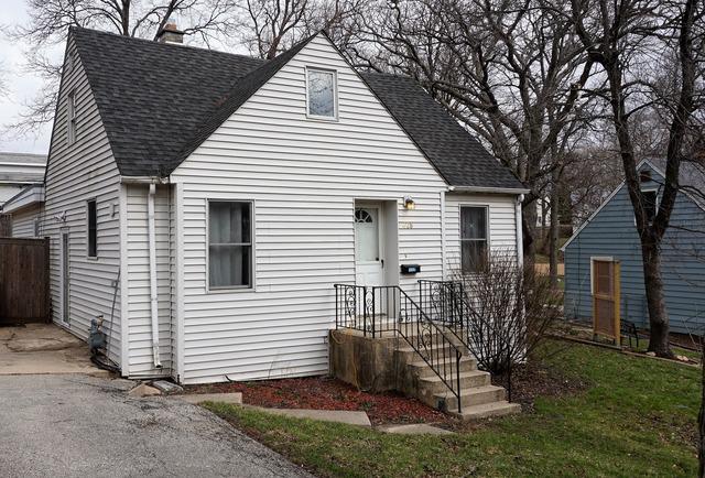 628 Turkey Run Dr., Round Lake Heights, IL 60073