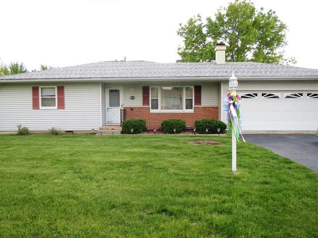 13 E Oak St., Amboy, IL 61310
