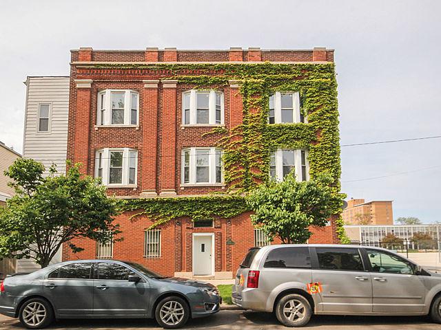 2046 W Evergreen Ave., Chicago, IL 60622