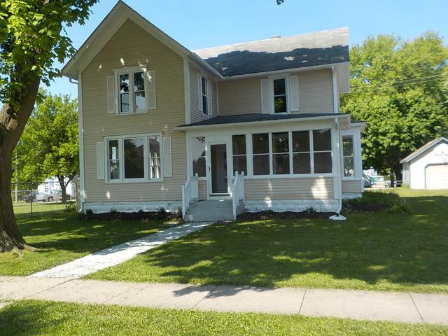 316 Woolf Ct., Rochelle, IL 61068