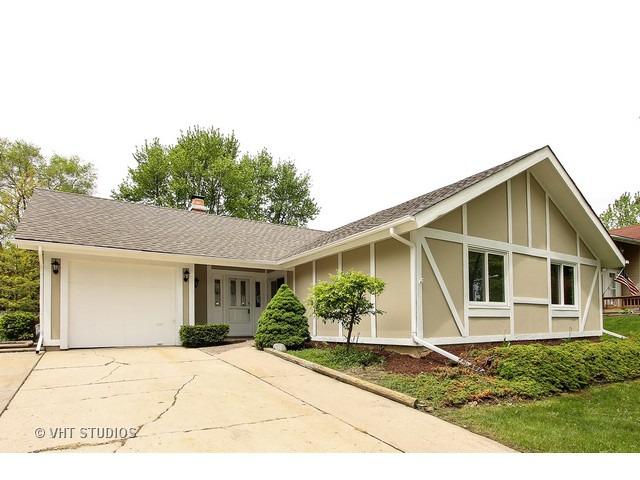 5852 Chatsworth Ct., Hanover Park, IL 60133