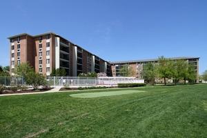 75 Kristin Cir. #313, Schaumburg, IL 60195