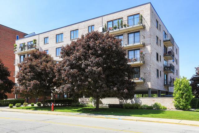 1660 E Thacker St. #1F, Des Plaines, IL 60016