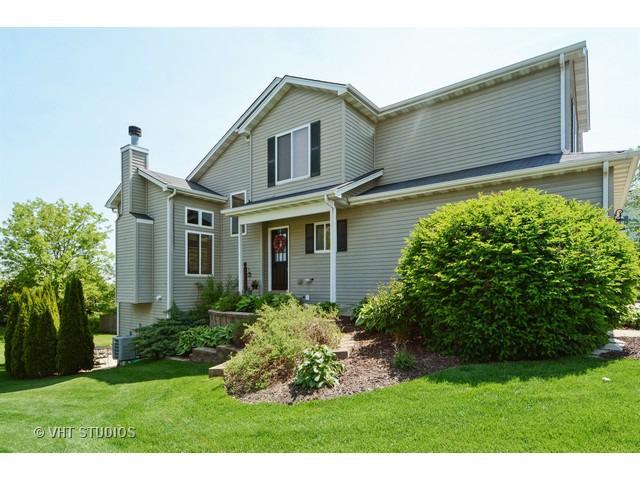 1820 Country Hills Dr. #A, Yorkville, IL 60560