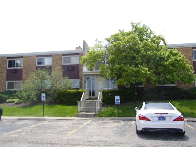 1313 S Rebecca Rd. #122, Lombard, IL 60148