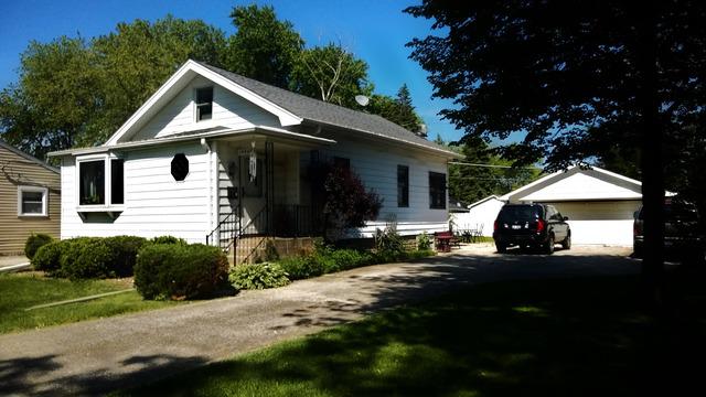 14447 Lawndale Ave., Midlothian, IL 60445