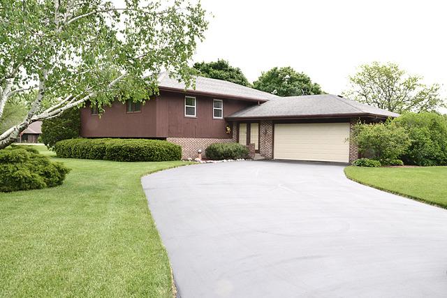 4835 Lindsey Ln., Rockford, IL 61101