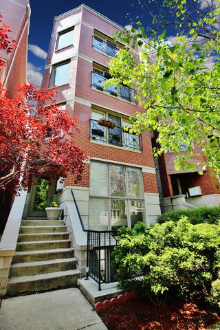 3530 N Fremont St. #3, Chicago, IL 60657