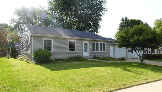 1085 Westview Dr., Rochelle, IL 61068