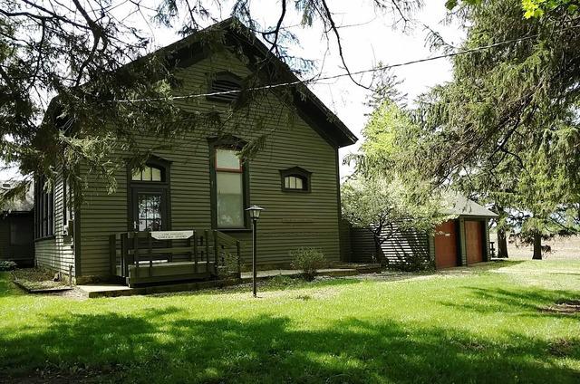 13115 E Chelsea Rd., Stockton, IL 61085