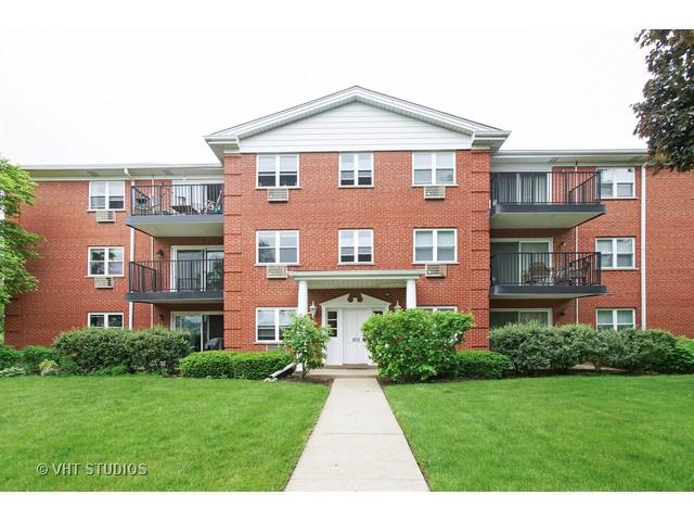 100 N Lincoln Ln. #2B, Arlington Heights, IL 60004