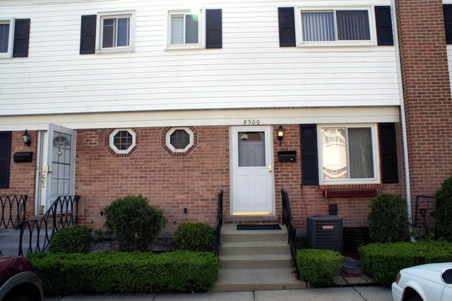 8500 Linder Ct., Skokie, IL 60077