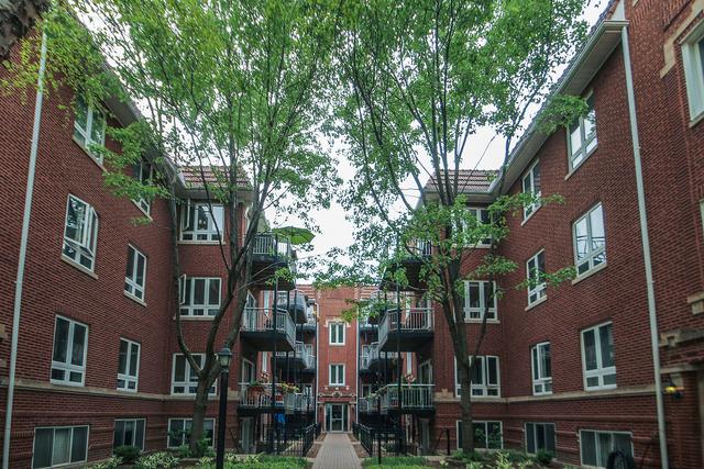 912 W Agatite Ave. #1, Chicago, IL 60640