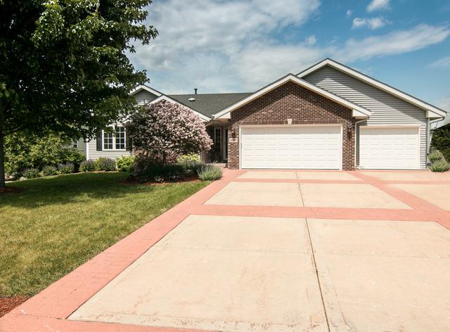 10667 Chicory Ridge Way, Roscoe, IL 61073