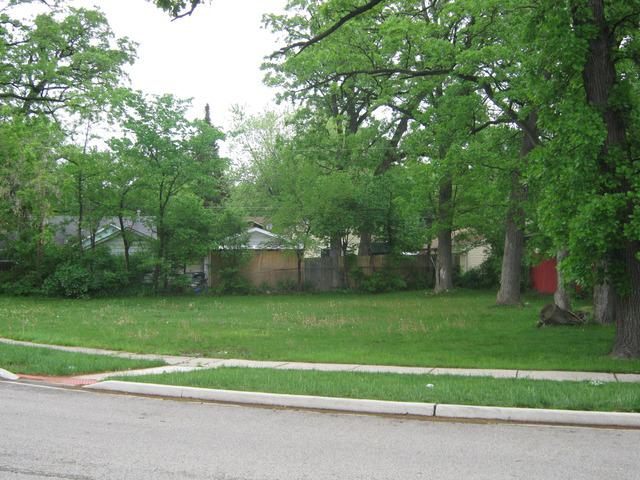 218 S Lakeshore Dr., Mundelein, IL 60060
