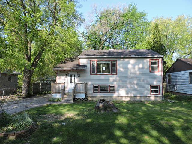 1721 Pleasant Ave., Mchenry, IL 60050