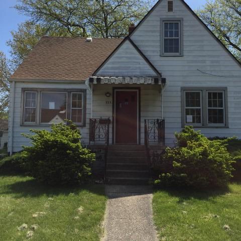 535 Gordon Ave., Calumet City, IL 60409