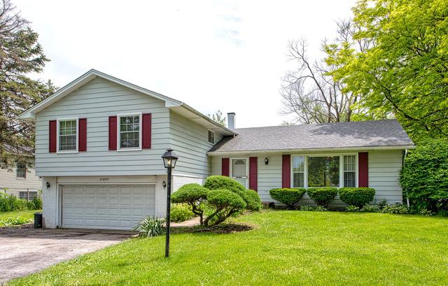 27W047 Parkway Dr., Winfield, IL 60190