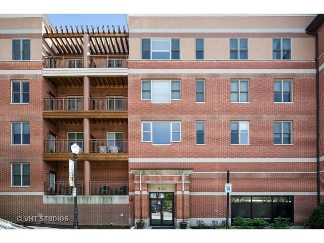 935 Burlington Ave. #409, Downers Grove, IL 60515