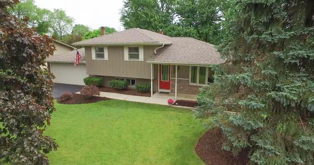 5725 Virginia Ave., Clarendon Hills, IL 60514
