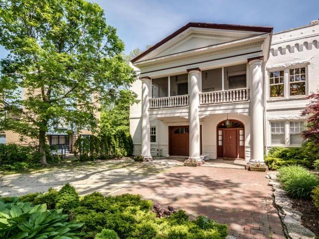 1030 E 49th St., Chicago, IL 60615