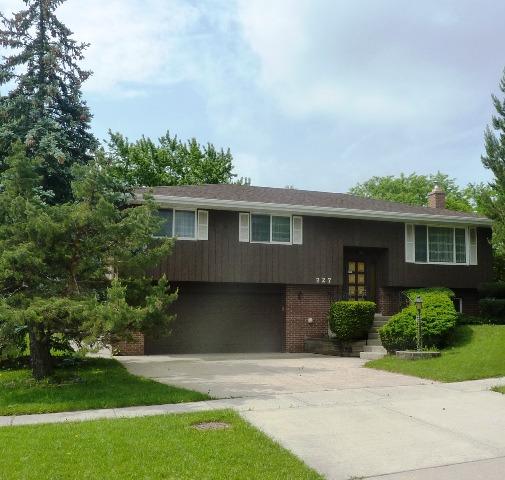 727 E Weathersfield Way, Schaumburg, IL 60193