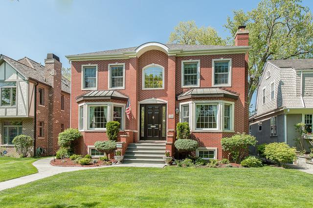 330 Greenleaf Ave., Wilmette, IL 60091