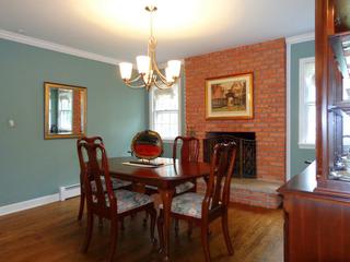933 Wayne Ave., Deerfield, IL 60015