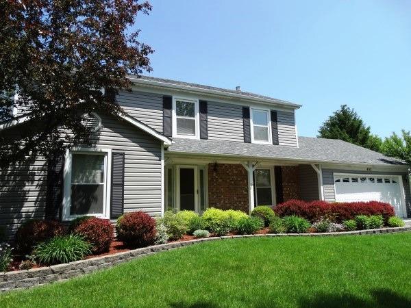 405 Creighton Ln., Schaumburg, IL 60193