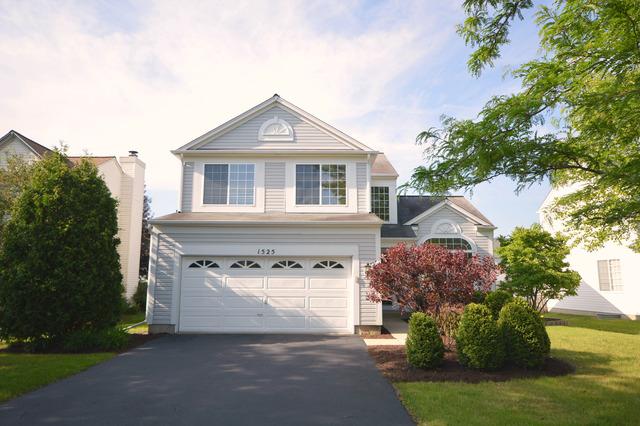 1525 Charlotte Cir., Naperville, IL 60564