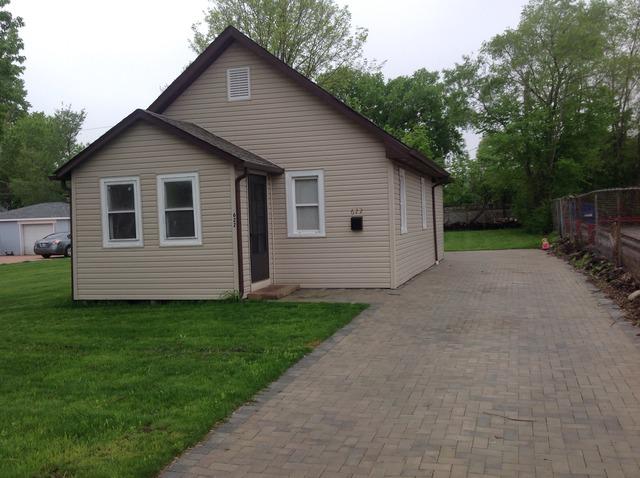 622 Howard Ave., Aurora, IL 60506