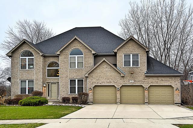 216 S Thorne Grove Dr., Vernon Hills, IL 60061