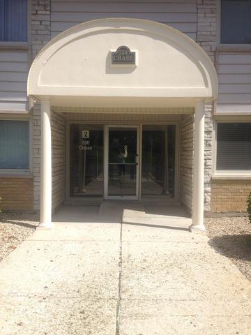 550 Chase Dr. #9, Clarendon Hills, IL 60514