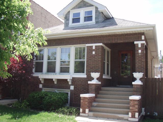 5429 W Hutchinson St., Chicago, IL 60641