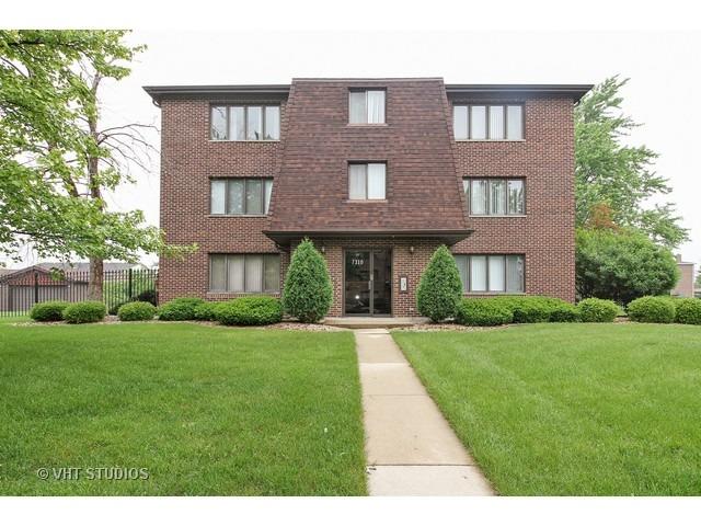 7310 Tiffany Dr. #2B, Orland Park, IL 60462