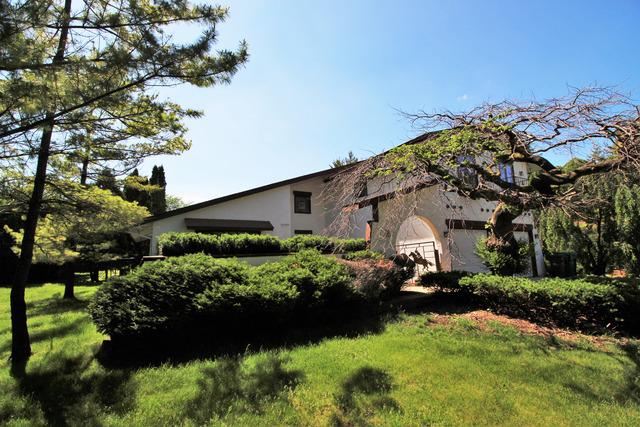 32038 N Pine Ave., Grayslake, IL 60030